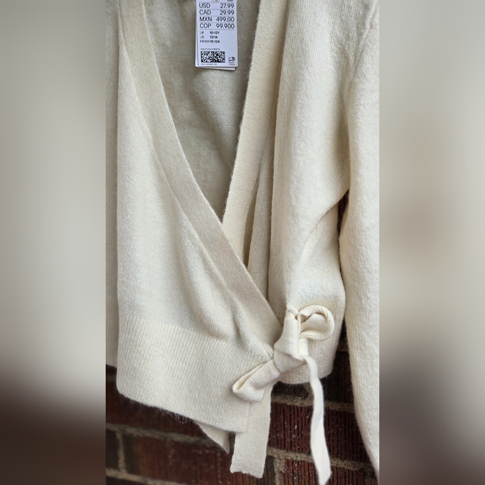 NWT Cream Wrap Sweater - Picture 3 of 6